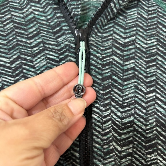 Lululemon Daily Practice Jacket Athleisure Training Sea Mist Deep Green Size 4 - Picture 8 of 16